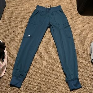 Grey’s Anatomy Jogger style scrub bottom